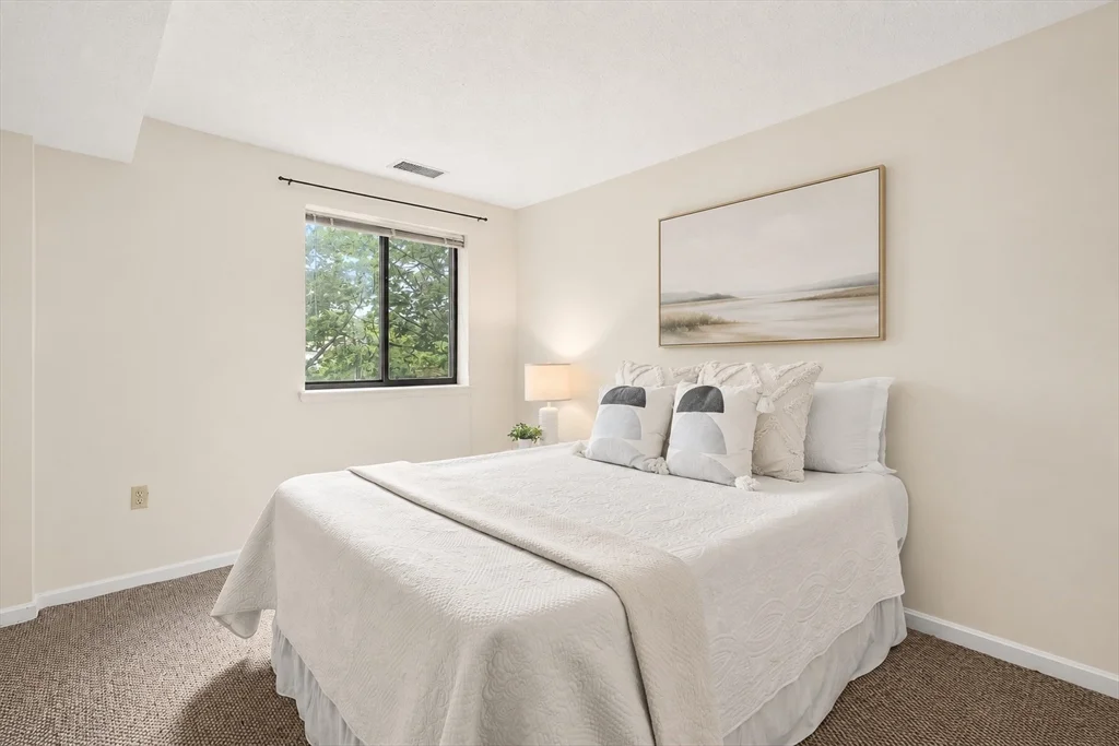 2 bed, 2 bath apartment for rent at 666 Main St Unit 315, Winchester — photo 25 of 37
