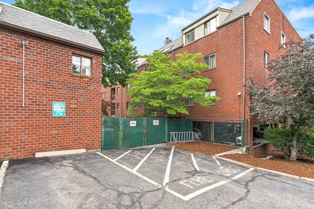 2 bed, 2 bath apartment for rent at 666 Main St Unit 315, Winchester — photo 37 of 37