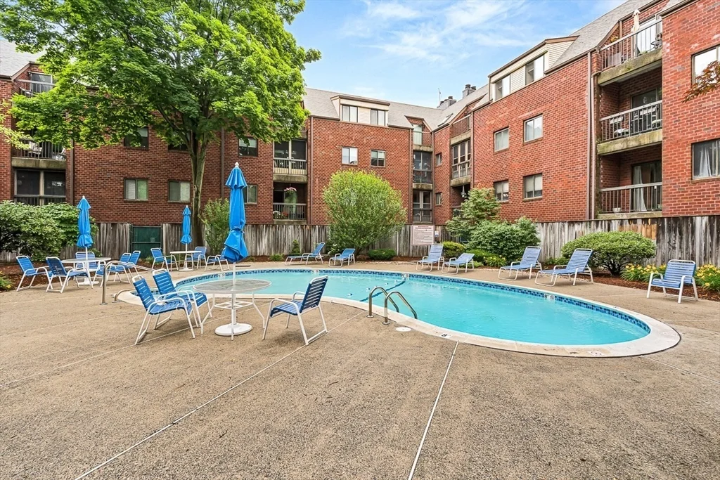 2 bed, 2 bath apartment for rent at 666 Main St Unit 315, Winchester — photo 30 of 37