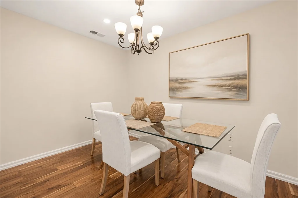 2 bed, 2 bath apartment for rent at 666 Main St Unit 315, Winchester — photo 10 of 37