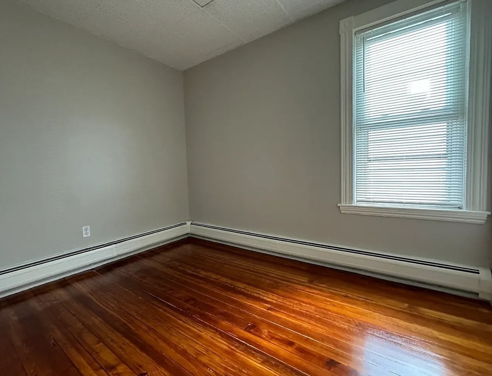 2 bed, 1 bath apartment for rent at 666 Saratoga St Unit 2, East Boston — photo 4 of 5