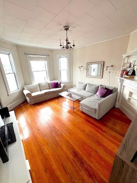 3 bed, 1 bath apartment for rent at 667 East 8th Unit 3, South Boston — photo 3 of 10