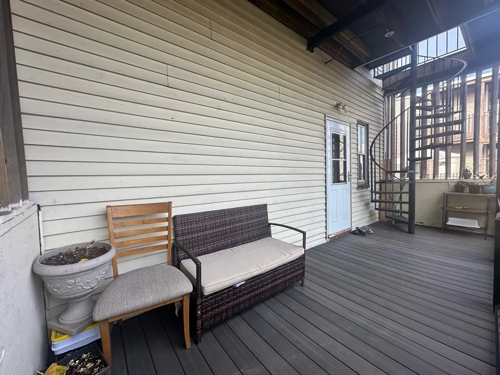 3 bed, 1 bath apartment for rent at 667 Saratoga Unit 1, East Boston — photo 12 of 13