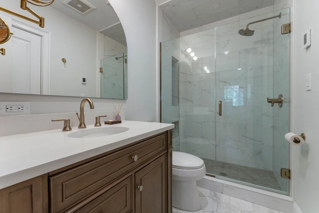 2 bed, 2 bath apartment for rent at 668 Massachusetts Ave Unit G, South End — photo 12 of 16