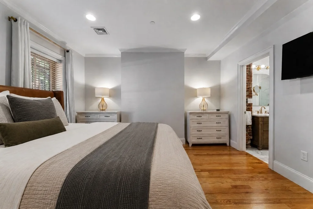 2 bed, 2 bath apartment for rent at 668 Massachusetts Ave Unit G, South End — photo 11 of 16