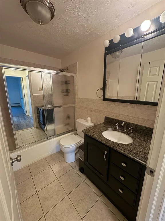 2 bed, 1 bath apartment for rent at 668 Robbins Ave Unit 17, Dracut — photo 6 of 9