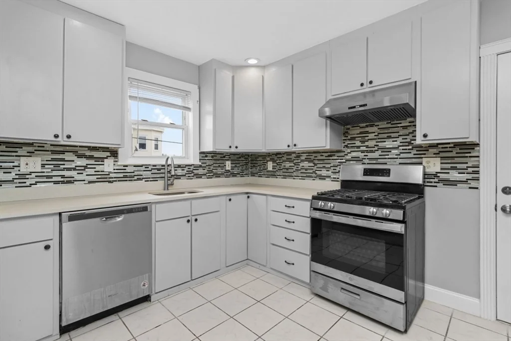 2 bed, 1 bath apartment for rent at 66R Stanley St Unit 1, Dorchester — photo 1 of 13