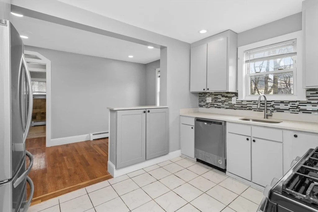 2 bed, 1 bath apartment for rent at 66R Stanley St Unit 1, Dorchester — photo 2 of 13
