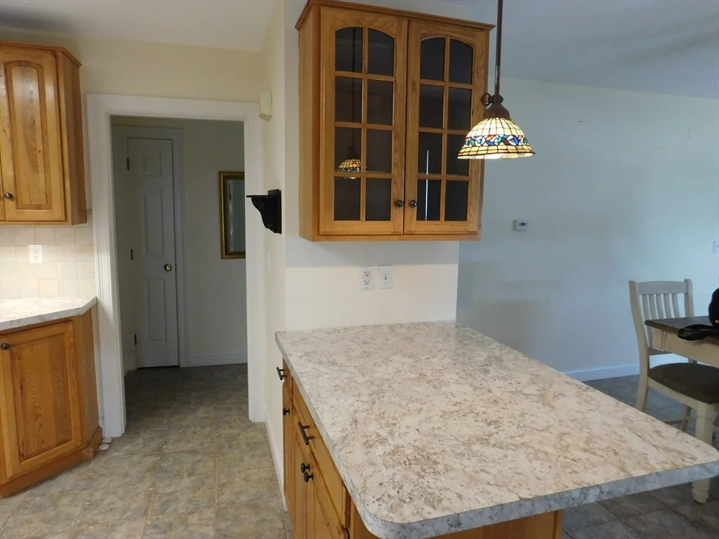 2 bed, 1 bath apartment for rent at 67-69 Angeline St Unit 2, West Springfield — photo 19 of 37