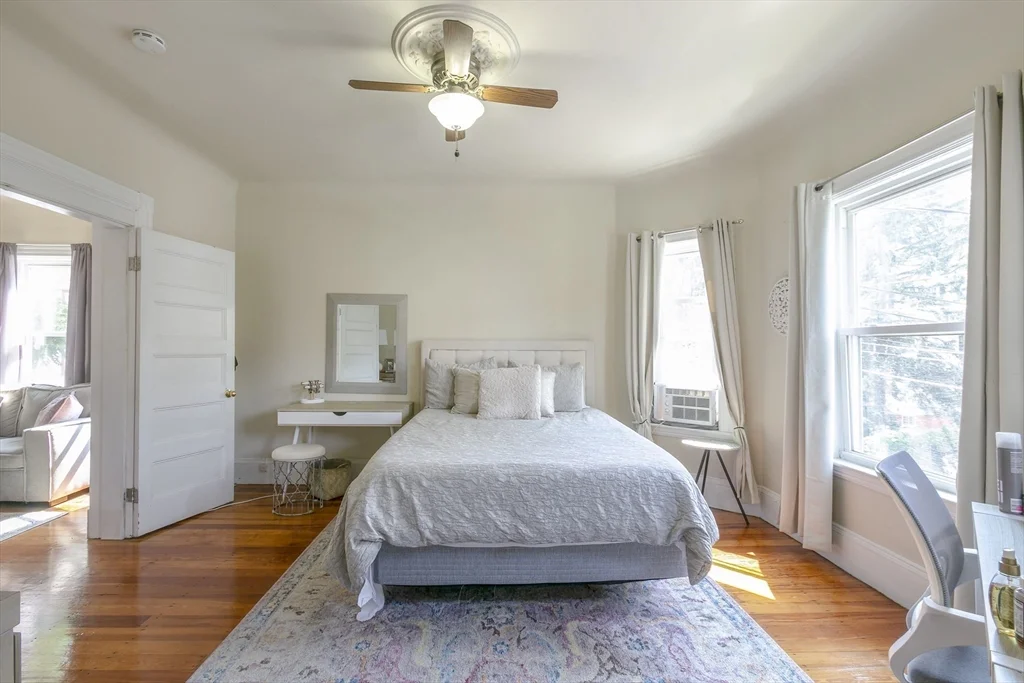 3 bed, 1 bath apartment for rent at 67 Avon St Unit 2, Spring Hill — photo 8 of 22