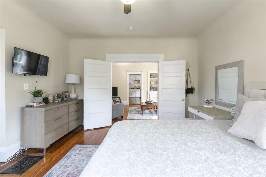 3 bed, 1 bath apartment for rent at 67 Avon St Unit 2, Spring Hill — photo 10 of 22
