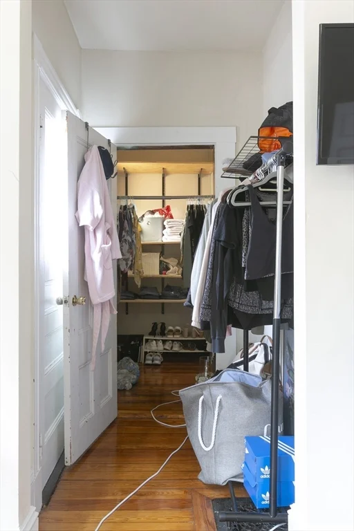 3 bed, 1 bath apartment for rent at 67 Avon St Unit 2, Spring Hill — photo 16 of 22