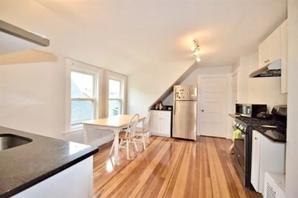 2 bed, 1 bath apartment for rent at 67 Avon Unit 3, Spring Hill — photo 3 of 7