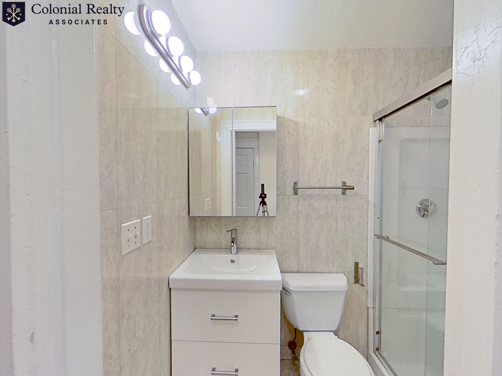 4 bed, 3 bath apartment for rent at 67 Babcock St Unit 1-69, Coolidge Corner — photo 32 of 50