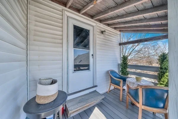 1 bed, 1 bath apartment for rent at 67 Bonair Unit 3, Winter Hill — photo 6 of 8