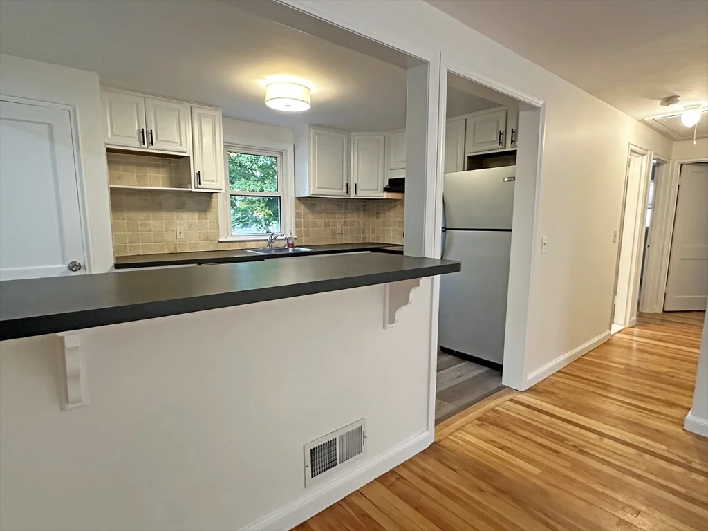 3 bed, 1 bath apartment for rent at 67 Brewster Rd, Waltham — photo 7 of 19