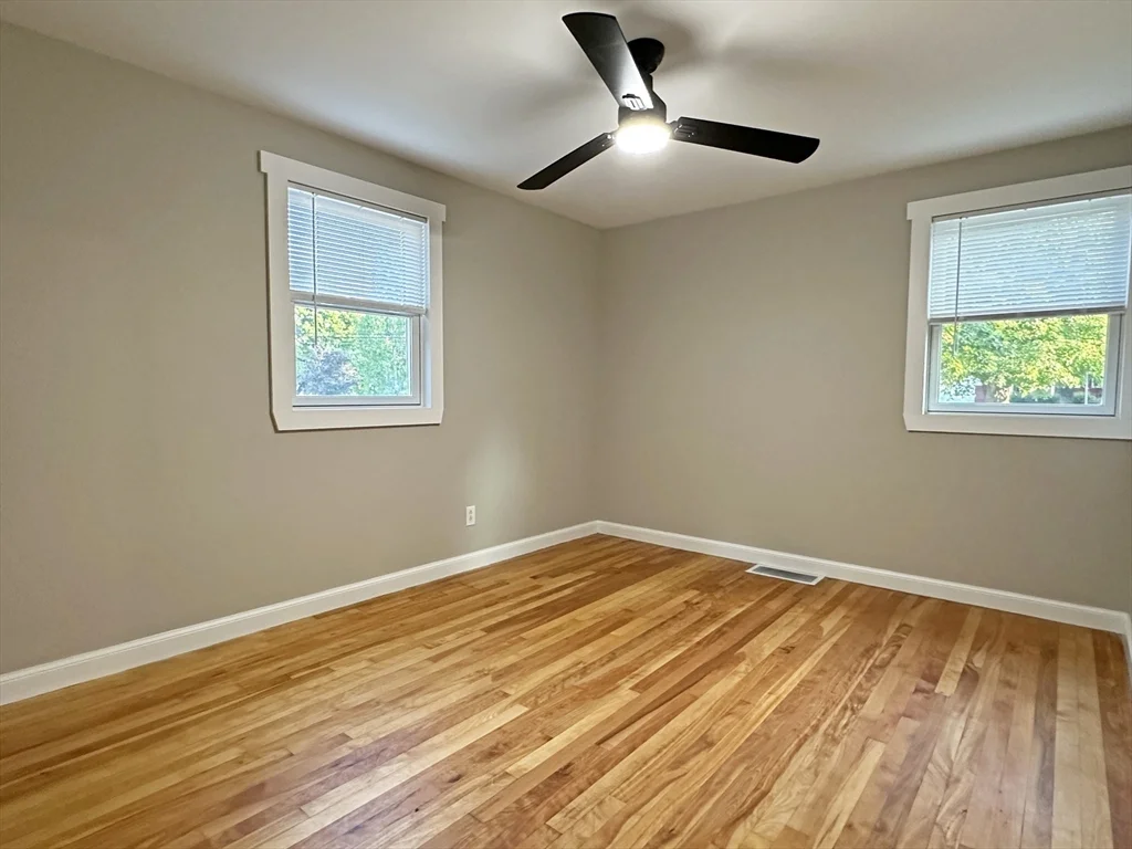 3 bed, 1 bath apartment for rent at 67 Brewster Rd, Waltham — photo 17 of 19