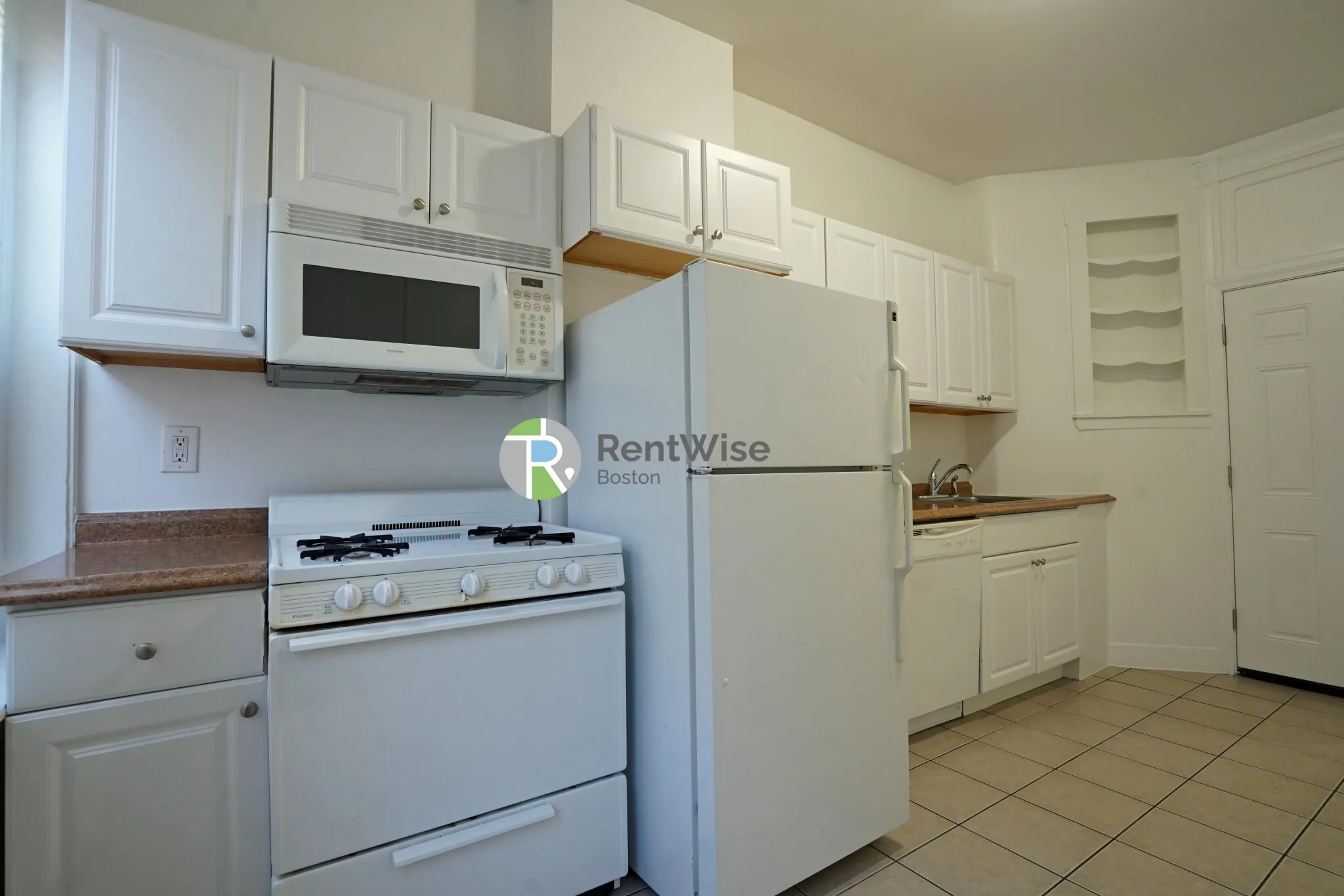 1 bed, 1 bath apartment for rent at 67 Brighton Ave Unit 02, Allston — photo 9 of 16