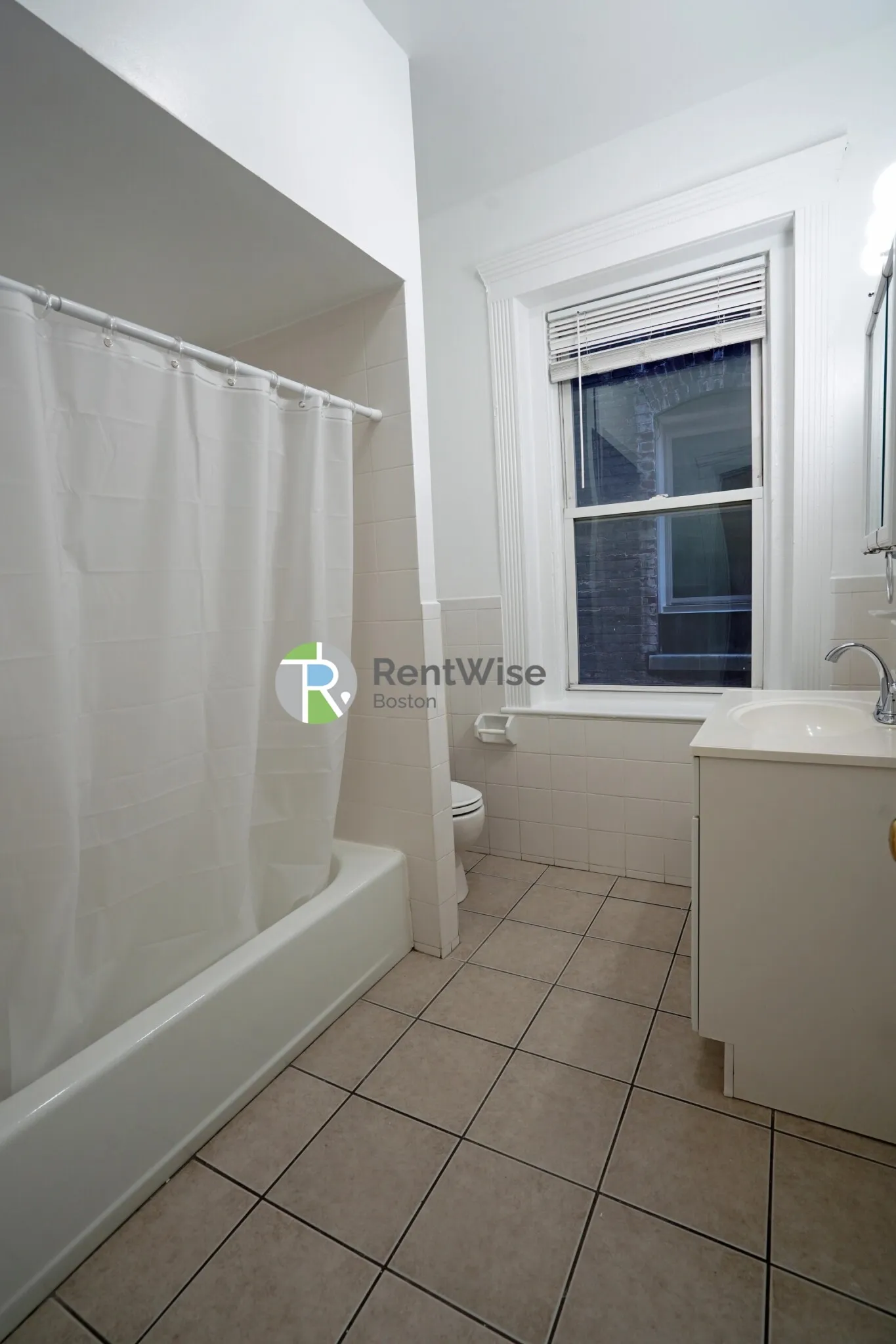 1 bed, 1 bath apartment for rent at 67 Brighton Ave Unit 02, Allston — photo 14 of 16