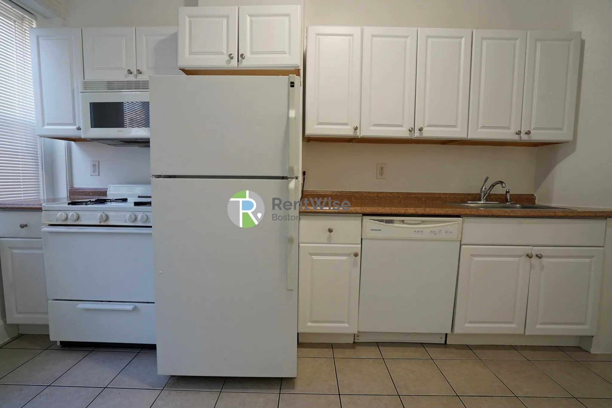 1 bed, 1 bath apartment for rent at 67 Brighton Ave Unit 3, Allston — photo 6 of 16
