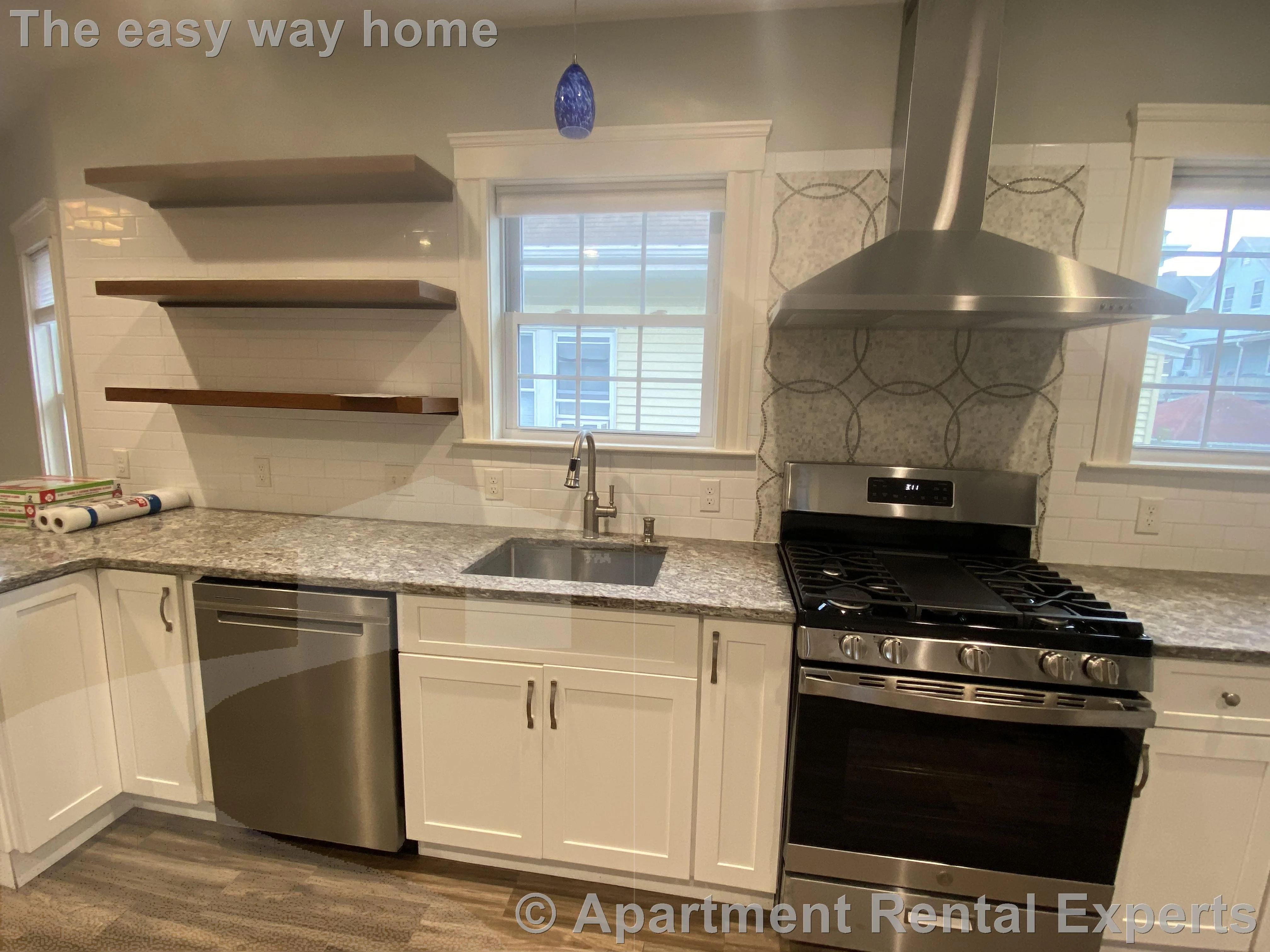 2 bed, 1 bath apartment for rent at 67 Bristol Rd, Tufts — photo 2 of 20