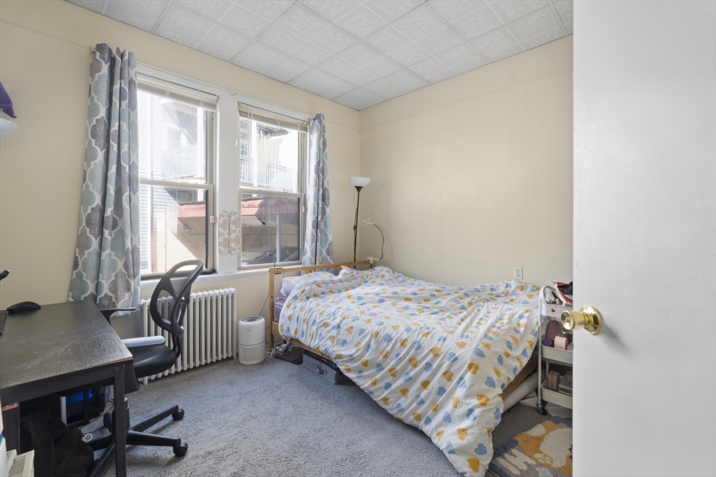 2 bed, 1 bath apartment for rent at 67 Bristol St Unit 67, Wellington-Harrington — photo 6 of 9