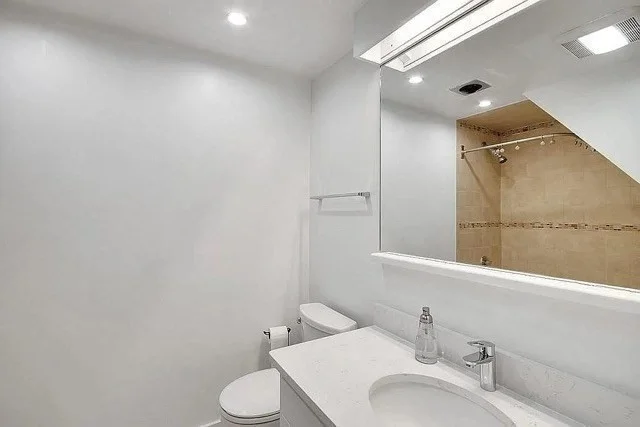 2 bed, 1 bath apartment for rent at 67 Chestnut St Unit B, Charlestown — photo 10 of 12