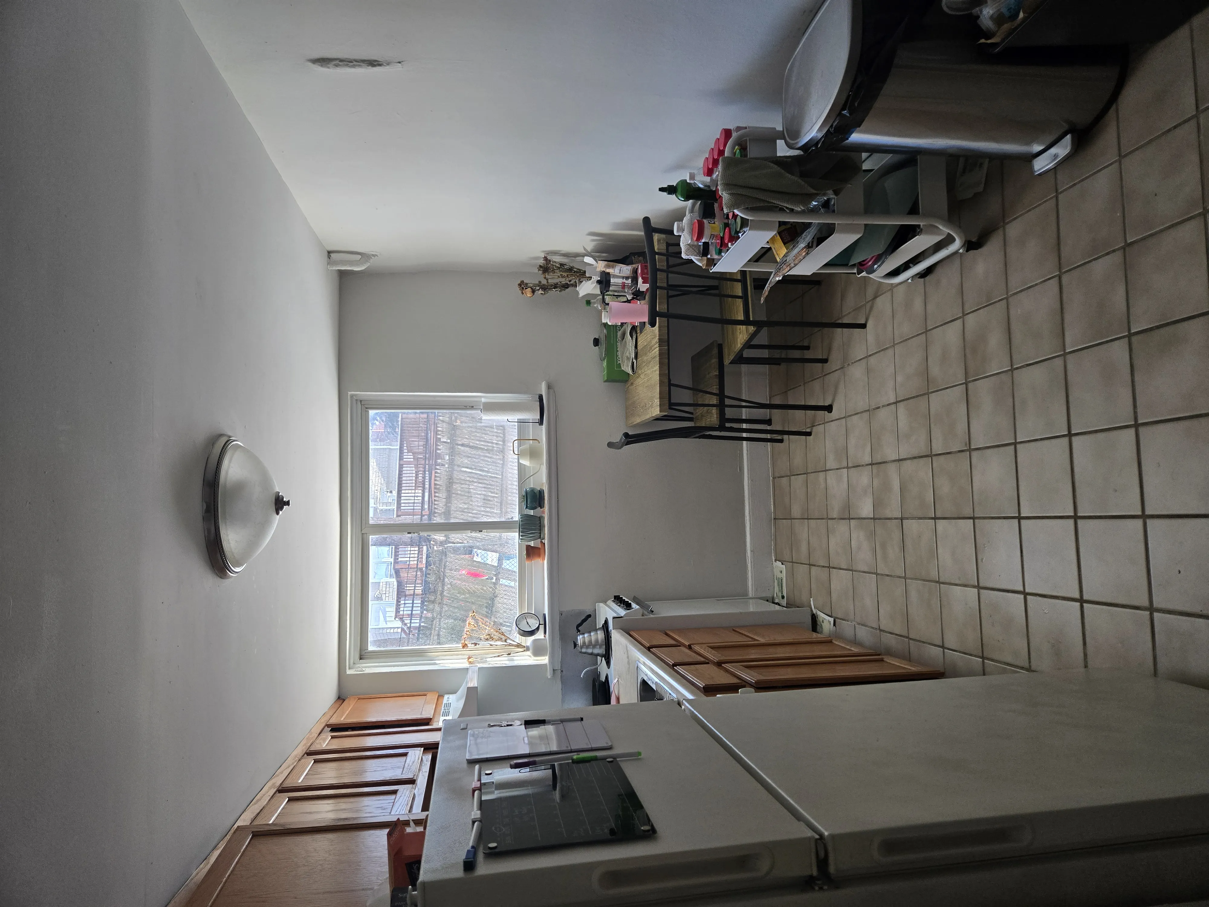 2 bed, 1 bath apartment for rent at 67 Chiswick Rd Unit 2, Brighton — photo 2 of 19