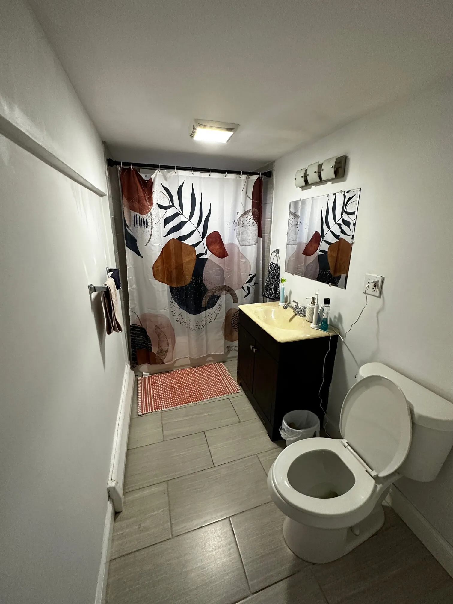 2 bed, 1 bath apartment for rent at 67 Chiswick Rd Unit 2, Brighton — photo 13 of 19