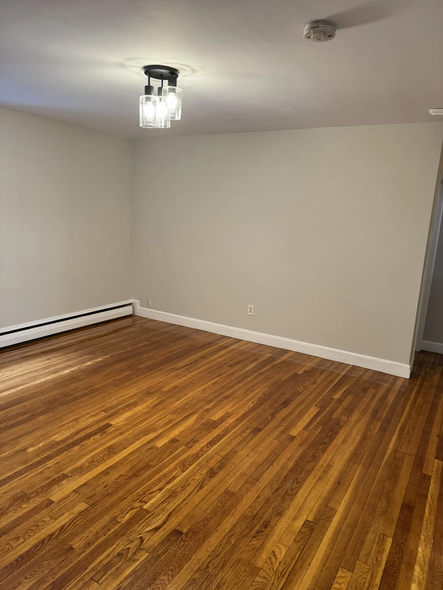2 bed, 1 bath apartment for rent at 67 Chiswick Rd Unit 4, Brighton — photo 7 of 25