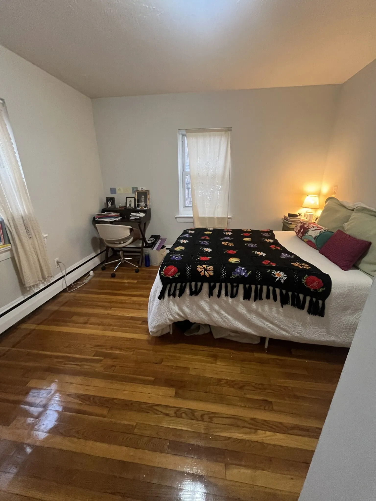 2 bed, 1 bath apartment for rent at 67 Chiswick Rd Unit 4, Brighton — photo 2 of 25