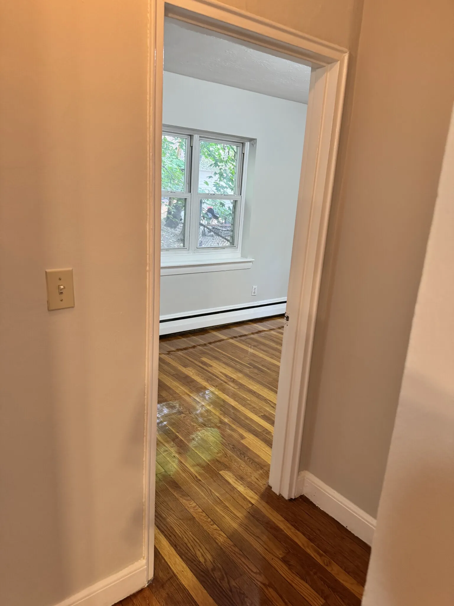 2 bed, 1 bath apartment for rent at 67 Chiswick Rd Unit 4, Brighton — photo 8 of 25