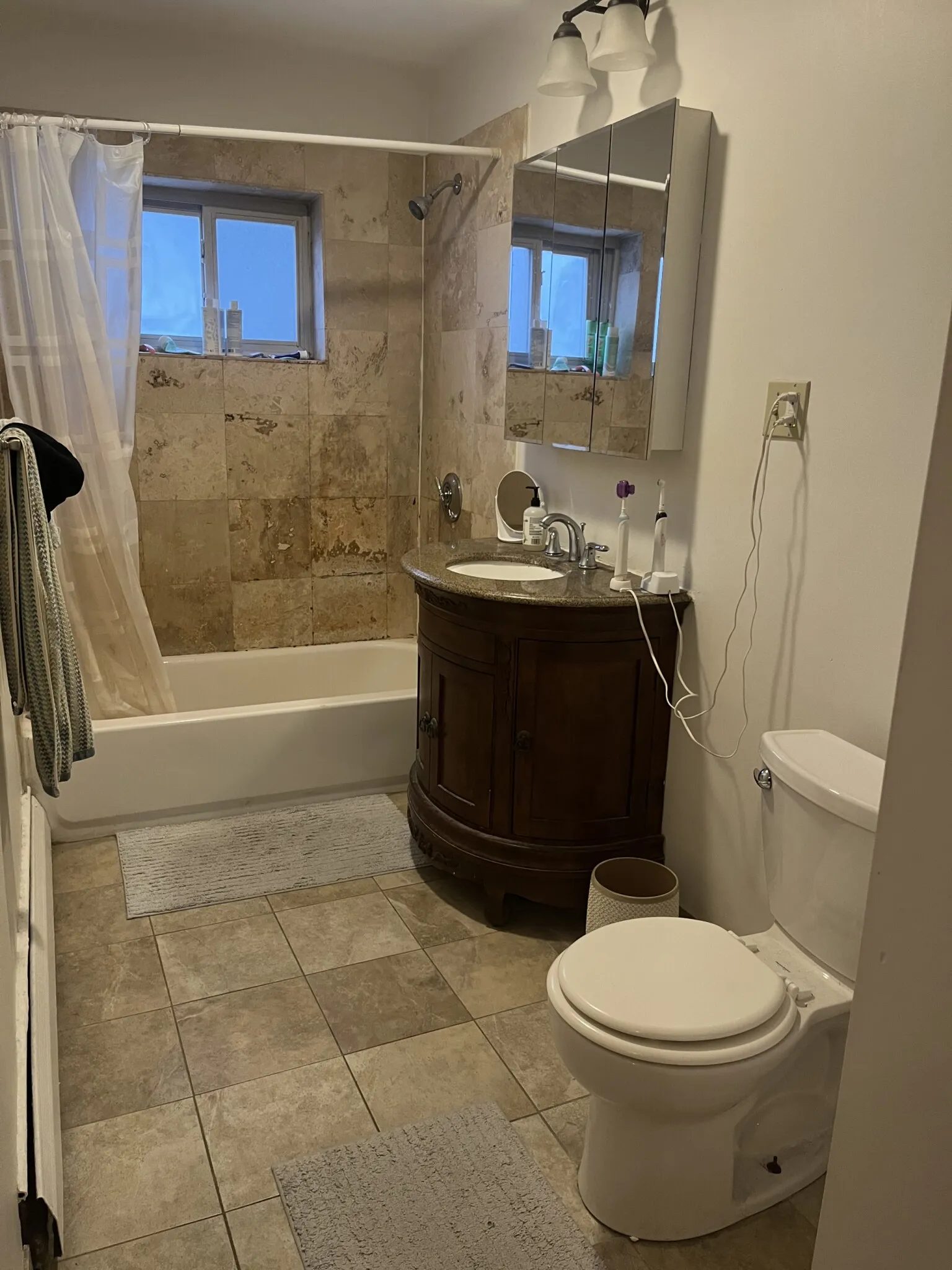 2 bed, 1 bath apartment for rent at 67 Chiswick Rd Unit 4, Brighton — photo 18 of 25