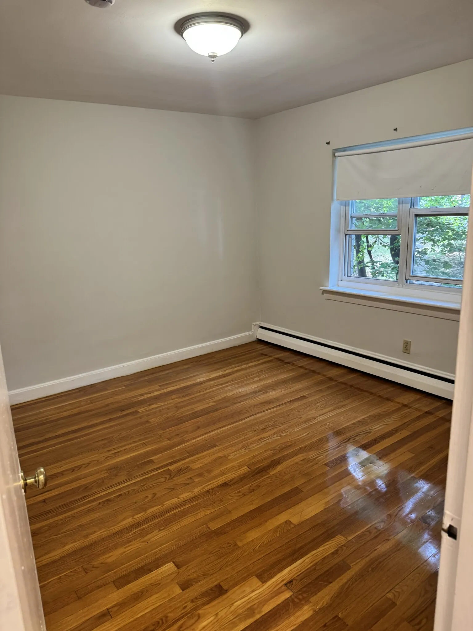 2 bed, 1 bath apartment for rent at 67 Chiswick Rd Unit 6, Brighton — photo 4 of 18