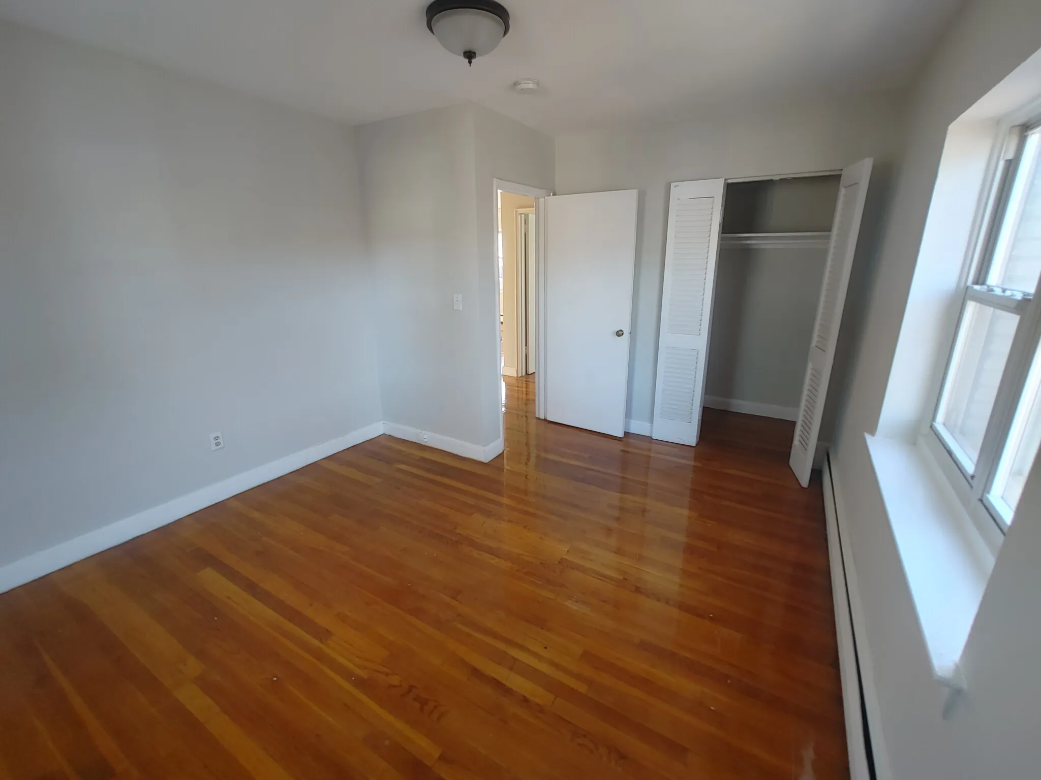 2 bed, 1 bath apartment for rent at 67 Chiswick Rd Unit 8, Brighton — photo 5 of 12