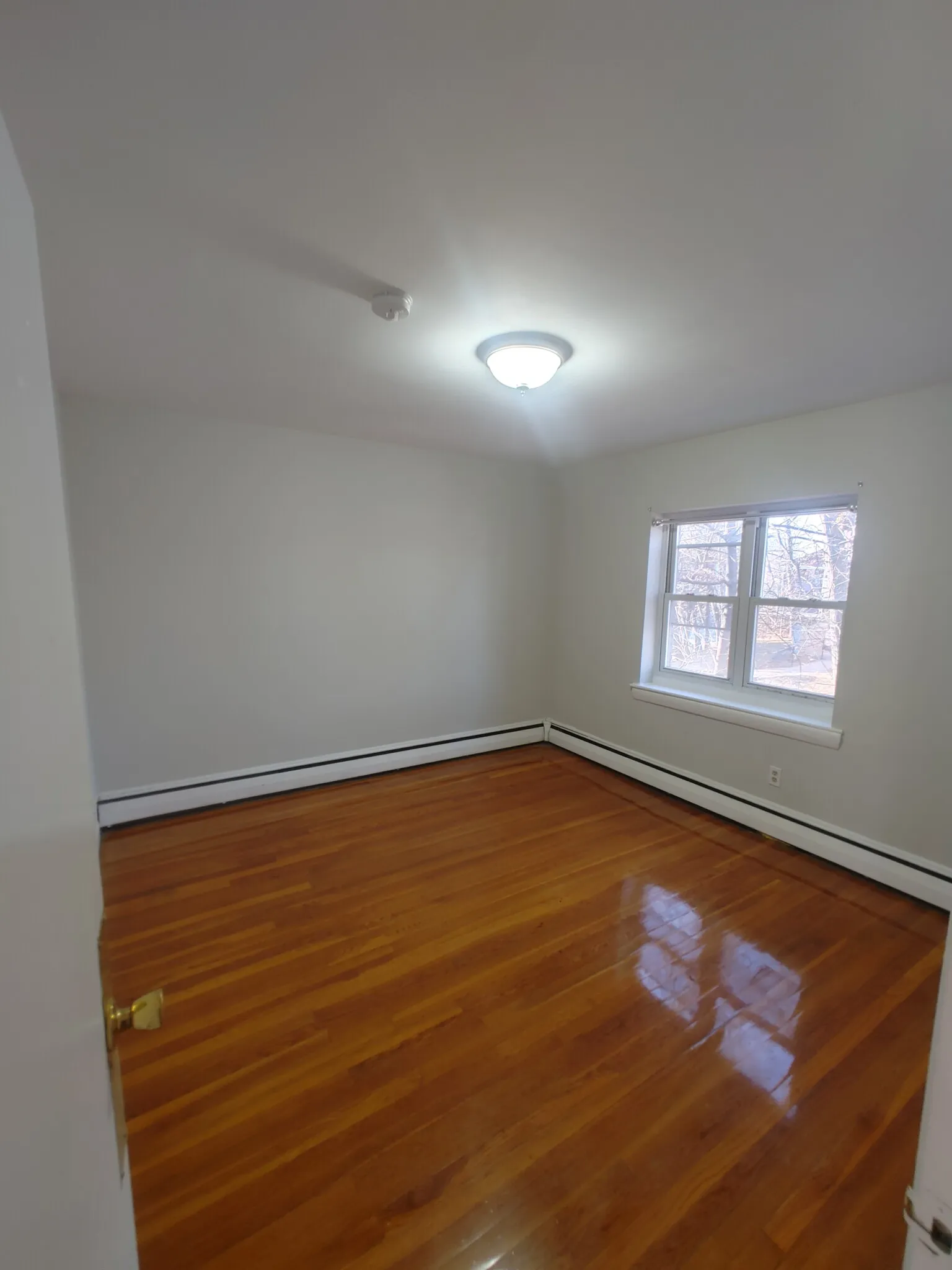 2 bed, 1 bath apartment for rent at 67 Chiswick Rd Unit 8, Brighton — photo 4 of 12