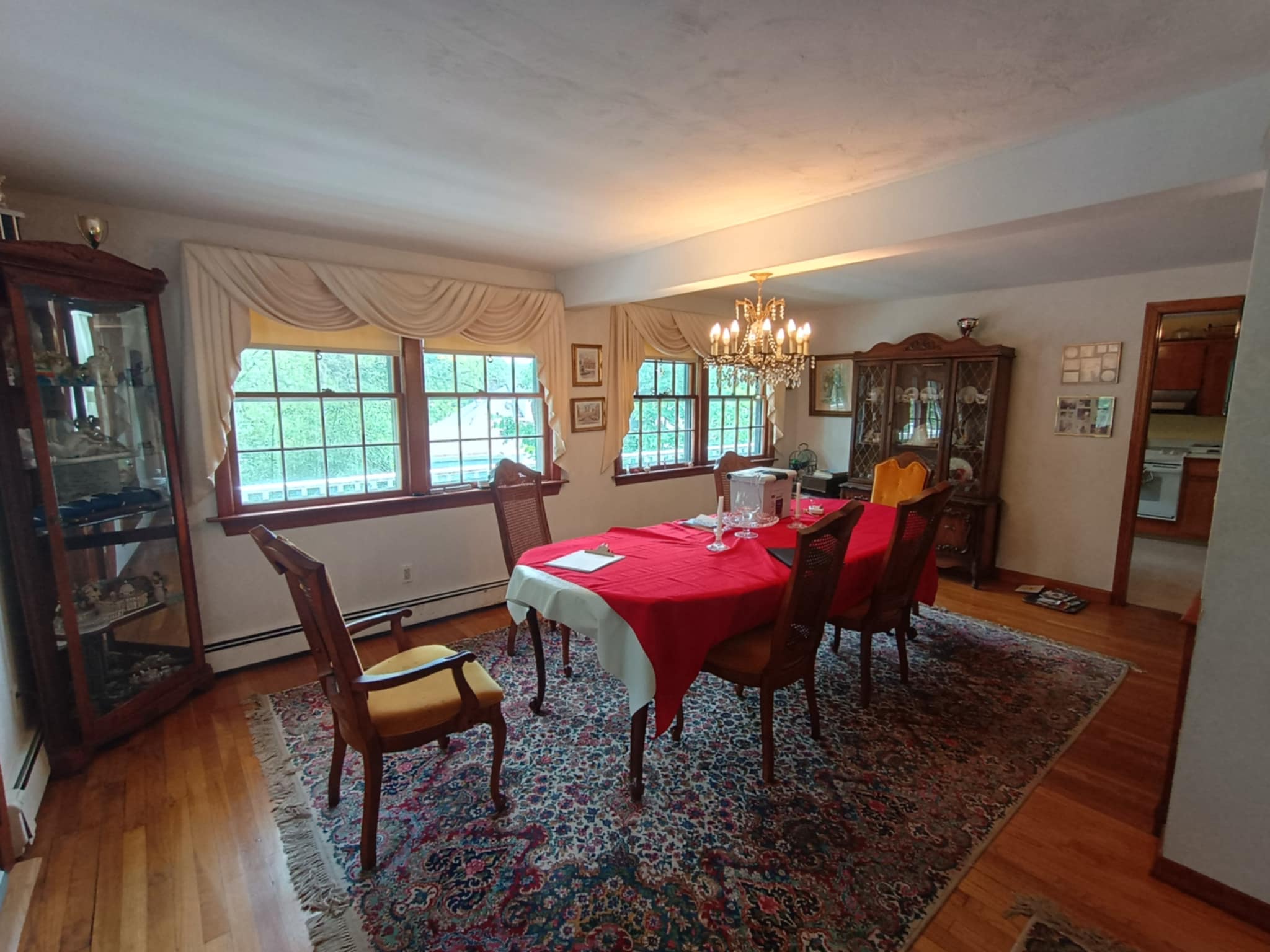 3 bed, 2 bath apartment for rent at 67 Cliffe Ave Unit H, Lexington — photo 2 of 17