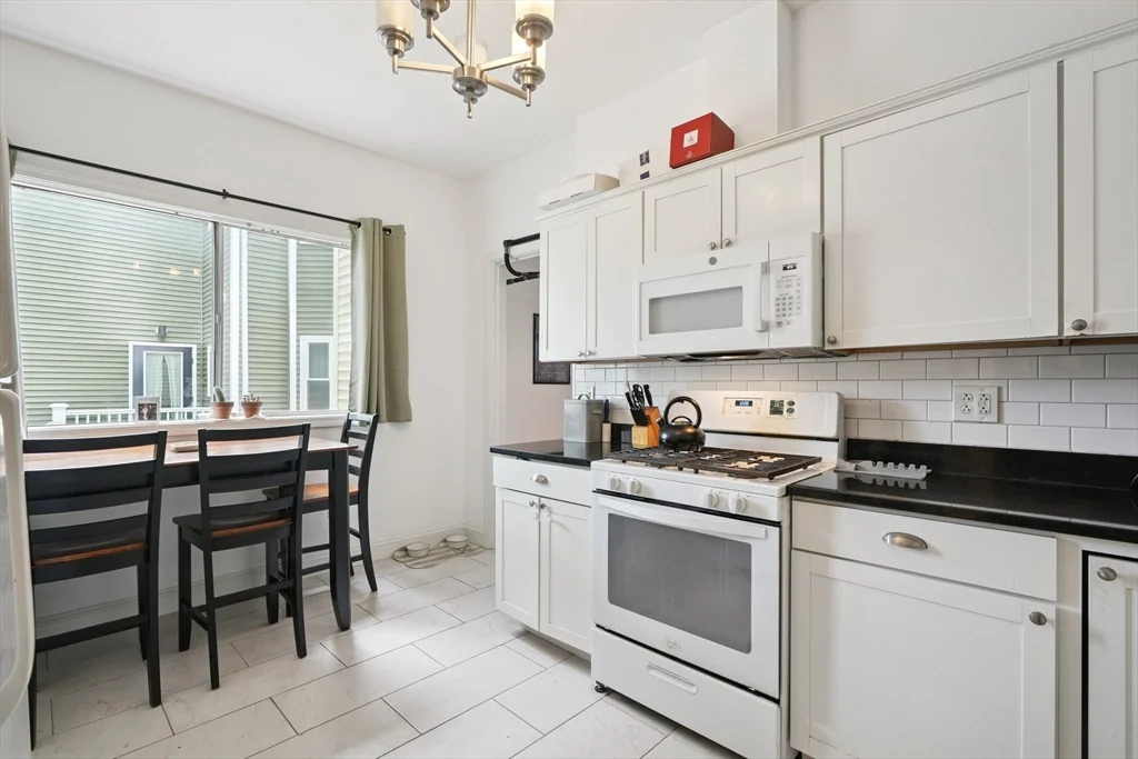 2 bed, 1 bath apartment for rent at 67 Concord Ave Unit 1, Union Square — photo 10 of 18