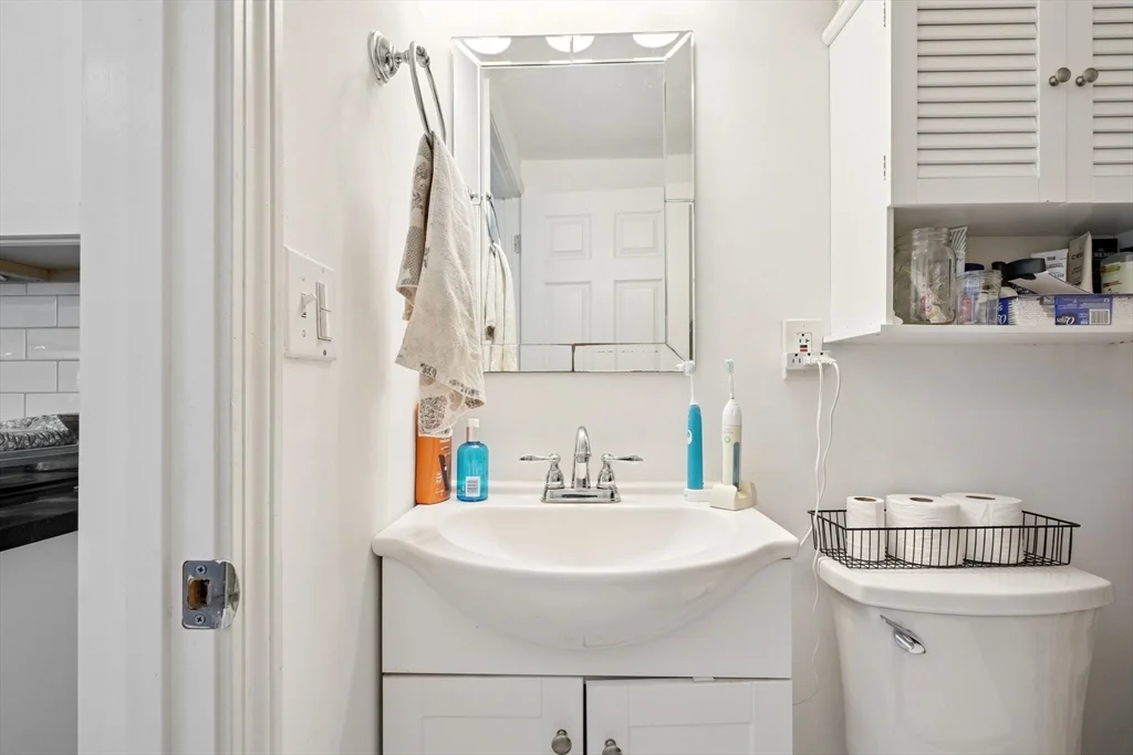 2 bed, 1 bath apartment for rent at 67 Concord Ave Unit 1, Union Square — photo 12 of 18
