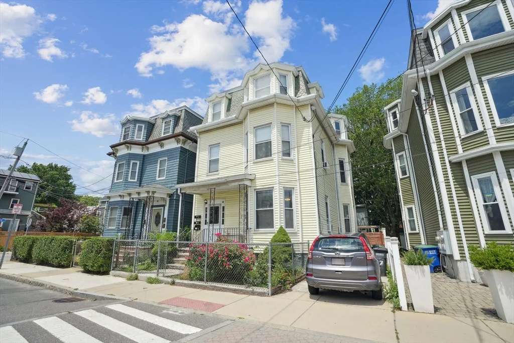 2 bed, 1 bath apartment for rent at 67 Concord Ave Unit 1, Union Square — photo 14 of 18