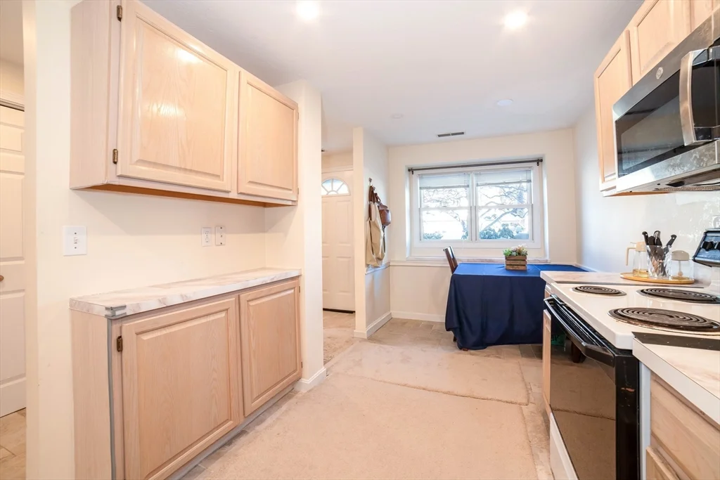 2 bed, 2 bath apartment for rent at 67 Crystal Brook Way Unit A, Marlborough — photo 8 of 23