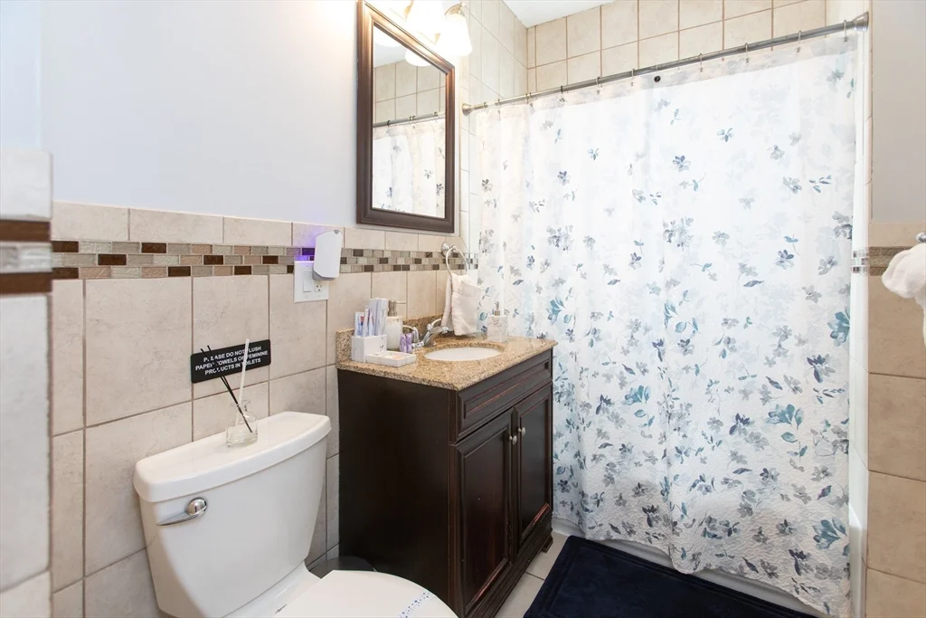 4 bed, 1 bath apartment for rent at 67 Dakota St Unit 3, Dorchester — photo 6 of 10
