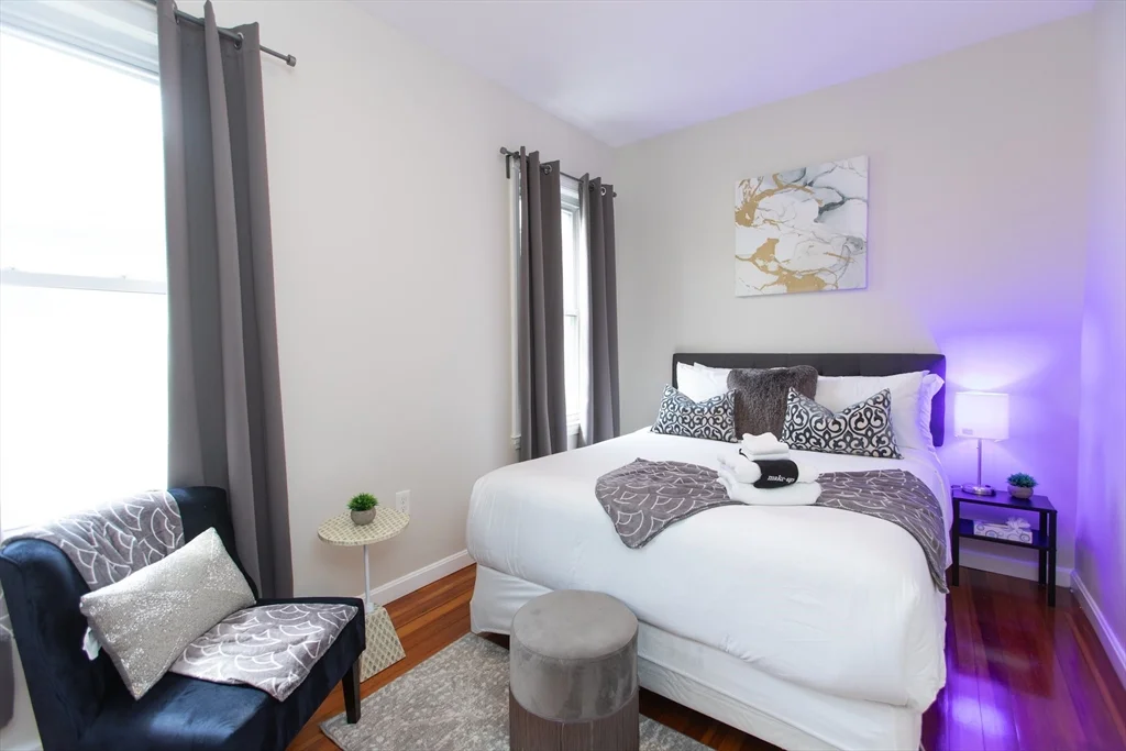 4 bed, 1 bath apartment for rent at 67 Dakota St Unit 3, Dorchester — photo 8 of 10