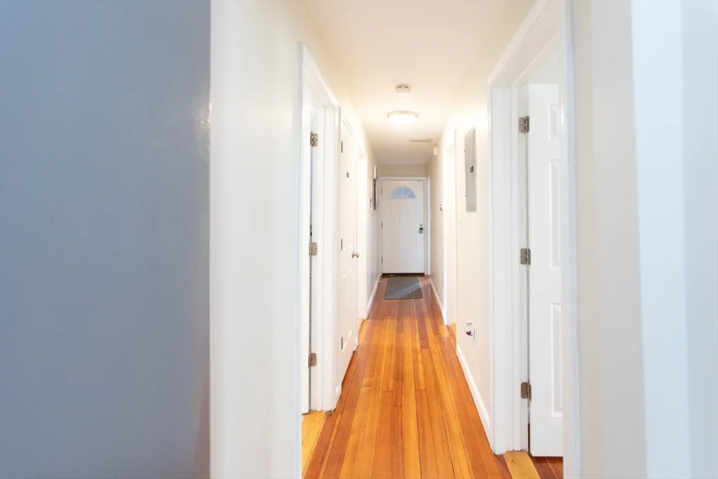 4 bed, 1 bath apartment for rent at 67 Dakota St Unit 3, Dorchester — photo 4 of 10