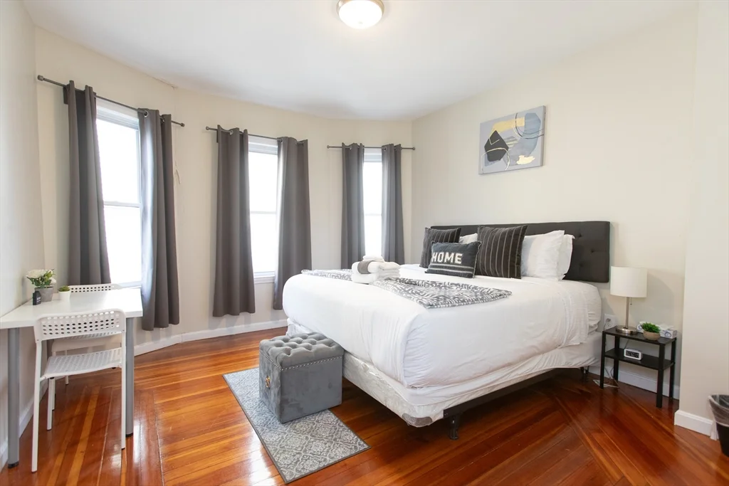4 bed, 1 bath apartment for rent at 67 Dakota St Unit 3, Dorchester — photo 9 of 10