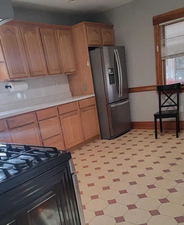 3 bed, 1 bath apartment for rent at 67 Dysart St Unit 2, Quincy — photo 5 of 11