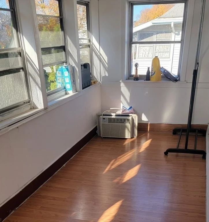 3 bed, 1 bath apartment for rent at 67 Dysart St Unit 2, Quincy — photo 10 of 11