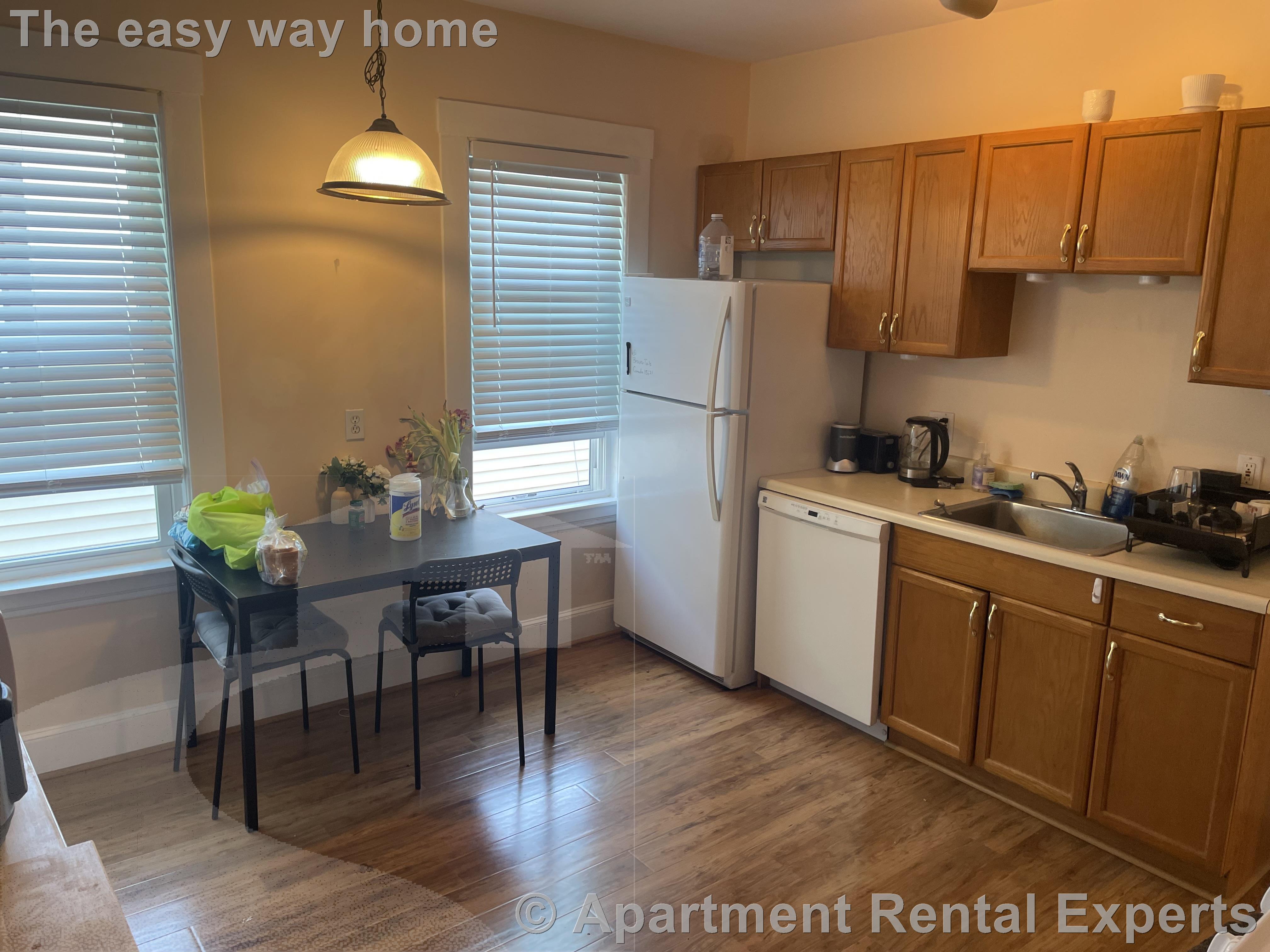 2 bed, 1 bath apartment for rent at 67 Easton St Unit 3, Allston — photo 3 of 7
