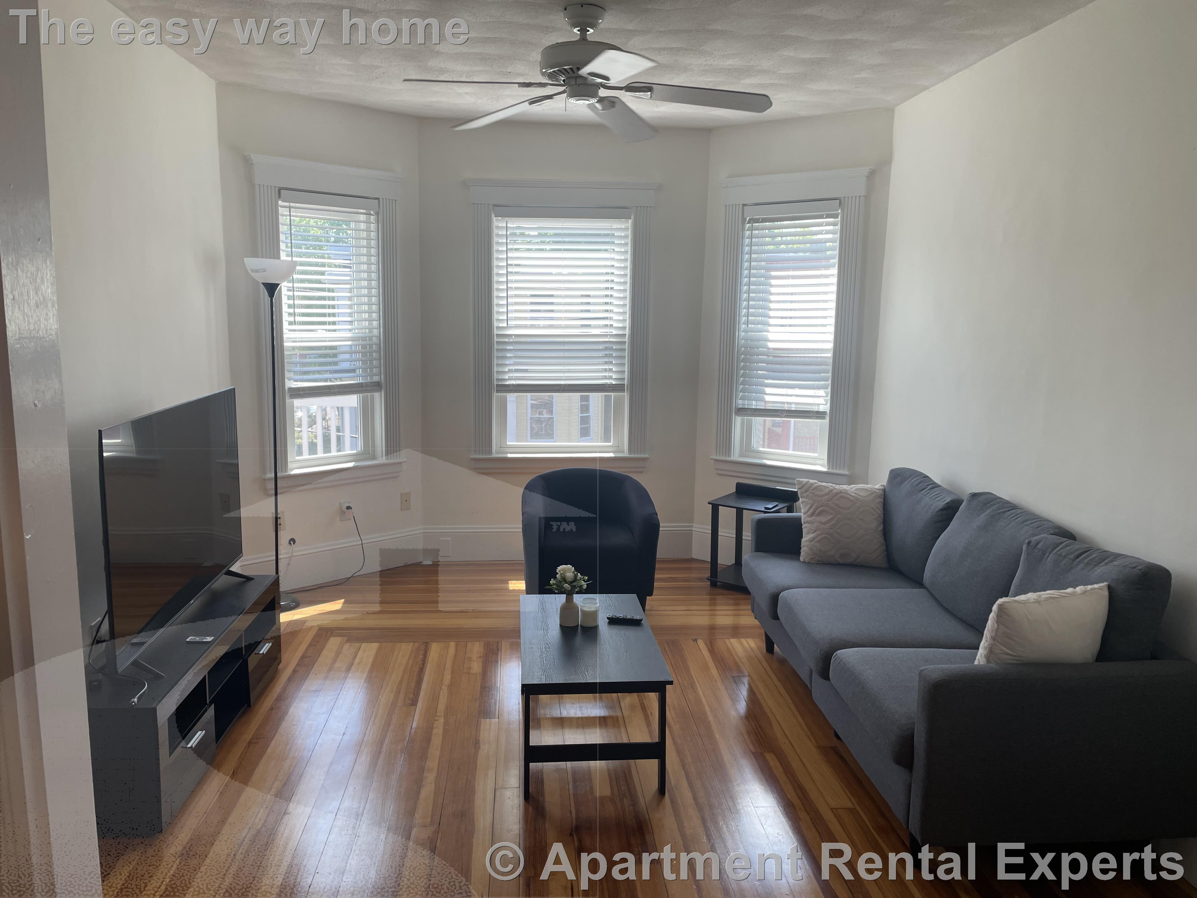 2 bed, 1 bath apartment for rent at 67 Easton St Unit 3, Allston