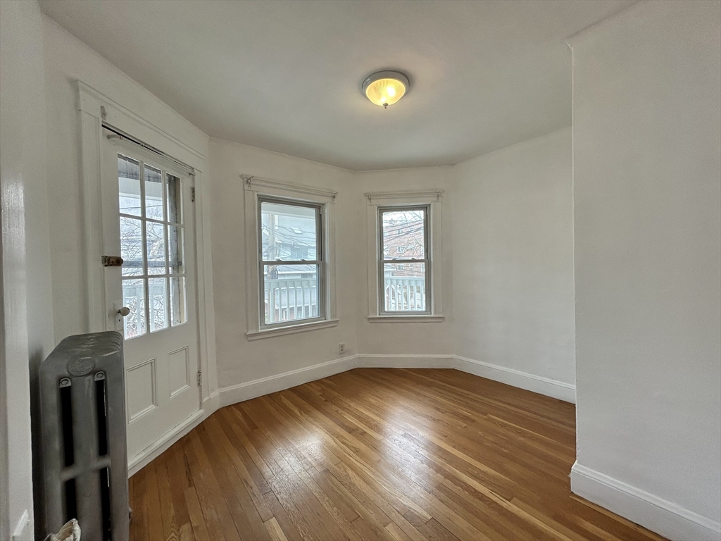 4 bed, 2 bath apartment for rent at 67 Euston Rd Unit 2, Brighton